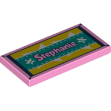 LEGO csempe 2×4 mintás 'Stephanie' felirattal, világos rózsaszín (55598)
